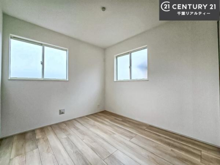 q |oȂ́Aql̂ƂĂSłI
[Xy[X[Ă̂ŎU炩TbƕЕt܂I