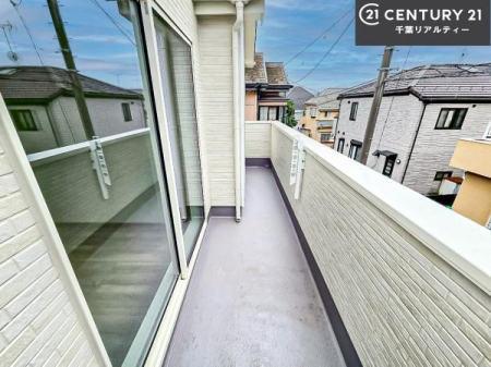 oRj[ zǍDȃoRj[łIꂽɂ͐nJIȎԂy߂܂B
