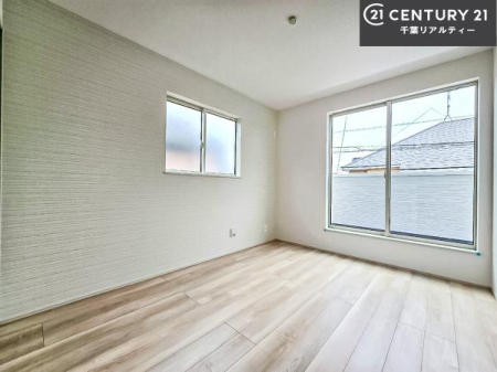 rOȊŐ VvɃfUCĂ邽߁AƋIт܂I
Cɓ̉ƋuĂ낰Ԃ邱Ƃł܂B