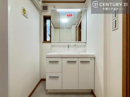 ʑEʏ Oʋdl̐ʏ́AgȂ݂₷I͎[ɂȂĂ܂BhC[₨ϓЕt̂ŐʑXbLƌ邱Ƃo܂I