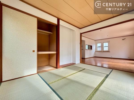 a ^^~̍肪炬^AbNXԁB傫ĴaƂȂĂ܂B{l̐Suav̋ԁB