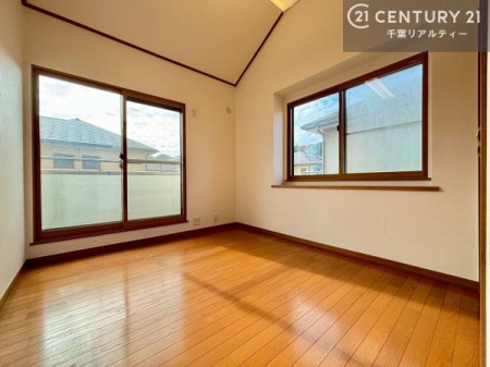 m oRj[ɖʂĂmłB邭肪ACł܂INāAOɏoĔwLт[ċzǂ}邱Ƃł܂B