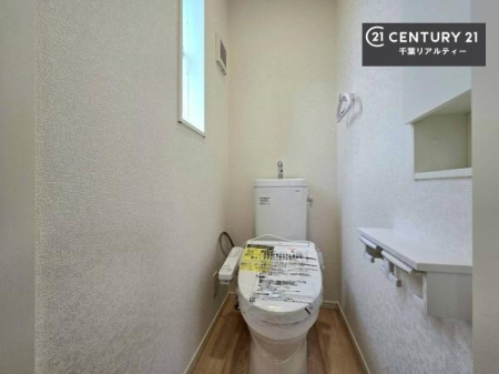 gC 1E2KɃgC܂I̖Zԑт҂ɂ݂łˁBƂ̂gCłꂪ₷łI