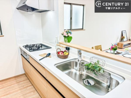 Lb` lC̑ΖʎVXeLb`̗pĂ܂IƑ̃R~jP[VRƑ݌vłB
qlɂڂ͂̂ŊłˁB[͂܂I