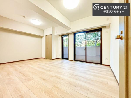 Q DޗḿA̖ڊo߂CǂłˁBԂƉ߂Ƃł܂BDF̃t[OǂȉƋɂ}b`܂I