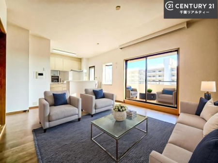 rO ƋCGp[XłBĴLXLDKI\t@[_CjOe[uuĂɂȂȂ̂ŉKɉ߂܂IR~jP[V₷rOłI