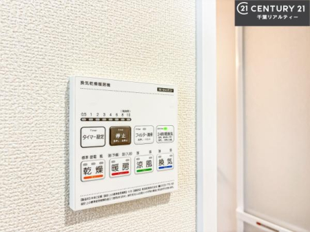 ̑ g[tĂ閣͓IȎdlłI~̓q[gVbN̗\hɂg܂B
J̓ł󕨂̂ŁA󕨂ߍ݂ɂI