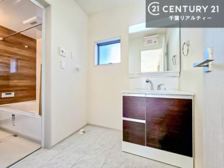 ʑEʏ Oʋdl̐ʏ́AgȂ݂₷I͎[ɂȂĂ܂BhC[₨ϓЕt̂ŐʑXbLƌ邱Ƃo܂I