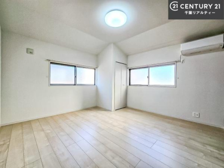 q |oȂ́Aql̂ƂĂSłI
[Xy[X[Ă̂ŎU炩TbƕЕt܂I