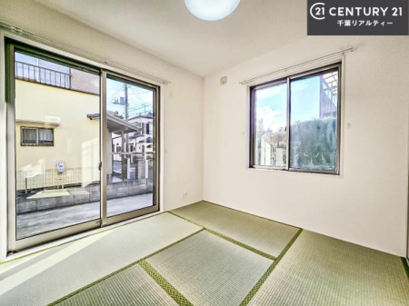 a ^^~̍肪炬^AbNXԁB傫ĴaƂȂĂ܂B{l̐Suav̋ԁB