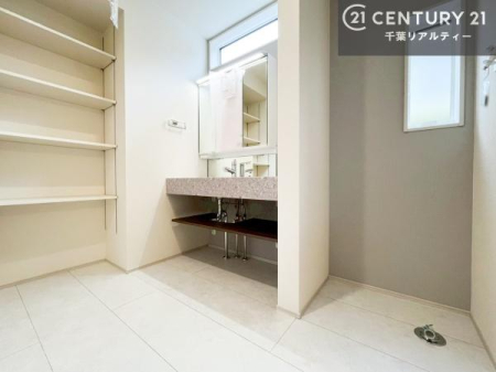 ʑEʏ gȂ𐮂ʏ́A厖łI̐̂镵͋CoIC悭g܂BLXXy[XłˁI
