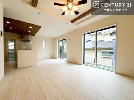 rO rOŜnΖʃLb`Ȃ̂ŁAql̗lqȂƂłqĂ₷SȊԎłI