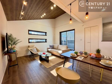 rO ؂ȉƑW܂邩炱LDKɂ͂肽B
qCɏ΂Ȃ瑖ĂpuLƂɂėǂvƎvuԂłB