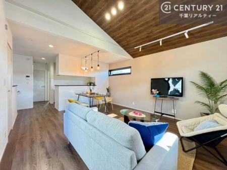 rO SnǂrO͉ƑRƏW܂܂BƑcR̎ԂłBƑƁAw[Ԃ߂łˁB