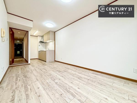 rO ؂ȉƑW܂邩炱LDKɂ͂肽B
qCɏ΂Ȃ瑖ĂpuLƂɂėǂvƎvuԂłB