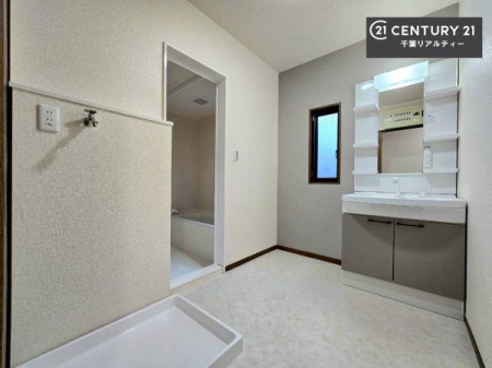 ʑEʏ t̖邢ʎłICɓւłĐɕۂƂł܂IRނ̂łς̎dオǂȂ܂ˁI