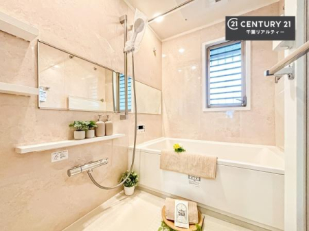  1̔ƖĂ闁łB
̑fGȃN[[VꏊłˁB