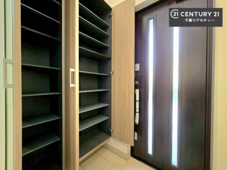  V[Y{bNXtȂ̂ŁAւЕt|₷łI
XbLւŌ˂JuԁÂSnԂo}Ă܂B

