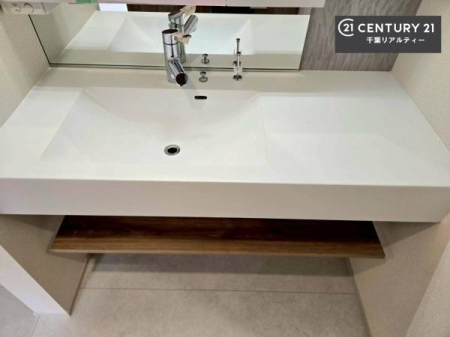 ʑEʏ [ʑ{ÉA˂ɂ̂łꂪyXIۂĂ܂I
LCȐʏŎ̃`x[Vオ܂ˁI