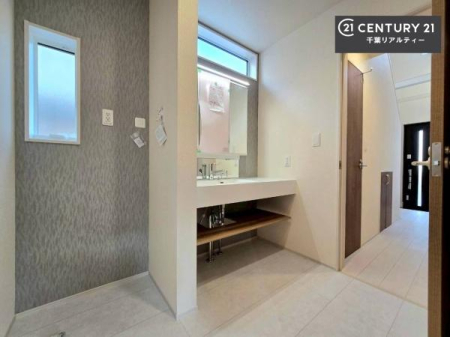 ʑEʏ t̖邢ʎłICɓւłĐɕۂƂł܂IRނ̂łς̎dオǂȂ܂ˁI