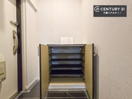  V[Y{bNXtȂ̂ŁAւЕt|₷łI
XbLւŌ˂JuԁÂSnԂo}Ă܂B
