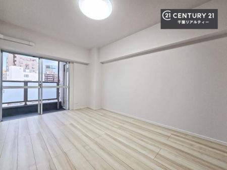 m VvɃfUCĂ邽߁AƋIт܂I
Cɓ̉ƋuĂ낰Ԃ邱Ƃł܂B