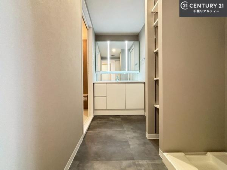 ʑEʏ gȂ𐮂ʏ́A厖łI̐̂镵͋CoIC悭g܂BLXXy[XłˁI
