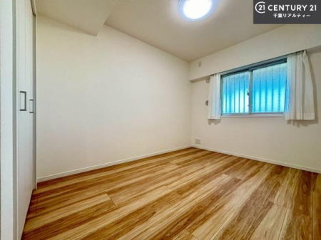 Q DޗḿA̖ڊo߂CǂłˁBԂƉ߂Ƃł܂BDF̃t[OǂȉƋɂ}b`܂I