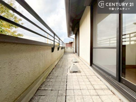 oRj[ zǍDȃoRj[łIꂽɂ͐nJIȎԂy߂܂B
̂󕨂؂ɊƂł܂I