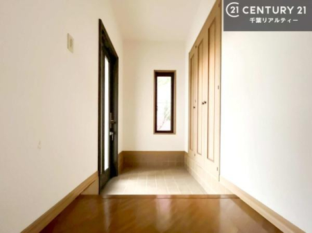  V[Y{bNXtȂ̂ŁAւЕt|₷łI
XbLւŌ˂JuԁÂSnԂo}Ă܂B

