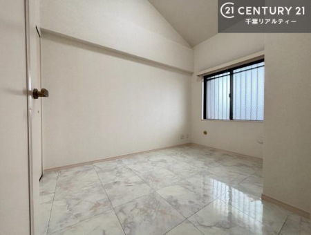 m VvɃfUCĂ邽߁AƋIт܂I
Cɓ̉ƋuĂ낰Ԃ邱Ƃł܂B