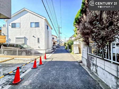 OʓH܂ތnʐ^ ӊAql̂]ɍꏏɂēv܂BZ[AhoCU[ɂ邲k܂BЂ͂₢킹ɑΉ܂I҂܂I