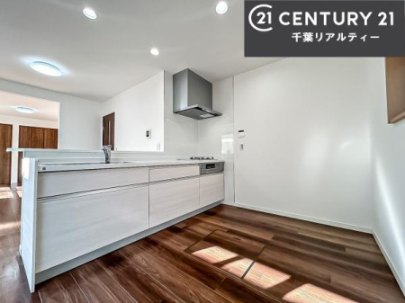 Lb` lC̑ΖʎVXeLb`̗pĂ܂IƑ̃R~jP[VRƑ݌vłB
qlɂڂ͂̂ŊłˁB[͂܂I