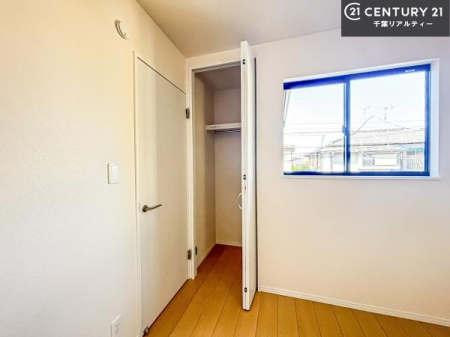 [ Ղ̎[Xy[XŁA炵萮Z܂BƑ̉וꂢɕЕtAKɉ߂܂B