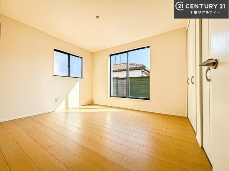 m oRj[ɖʂĂmłB邭肪ACł܂INāAOɏoĔwLт[ċzǂ}邱Ƃł܂B