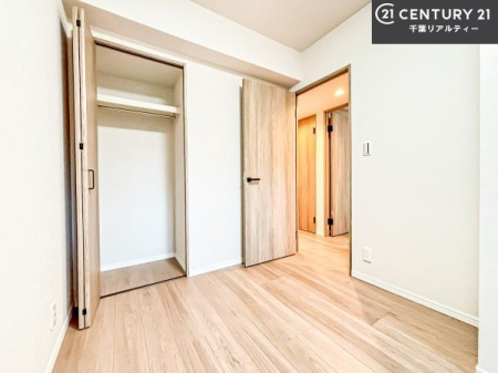 [ e[tI}ȂqlqĂU炩TbƕЕt܂ĨXy[X܂Ƃ肠邨o邱Ƃo܂I