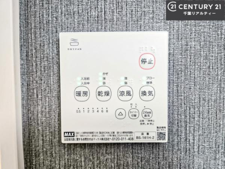 ̑ g[tĂ閣͓IȎdlłI~̓q[gVbN̗\hɂg܂B
J̓ł󕨂̂ŁA󕨂ߍ݂ɂI