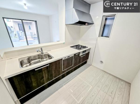 Lb` lC̑ΖʎVXeLb`̗pĂ܂IƑ̃R~jP[VRƑ݌vłB
qlɂڂ͂̂ŊłˁB[͂܂I