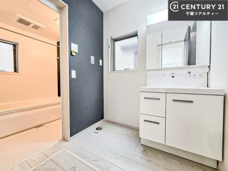 ʑEʏ Oʋdl̐ʏ́AgȂ݂₷I͎[ɂȂĂ܂BhC[₨ϓЕt̂ŐʑXbLƌ邱Ƃo܂I