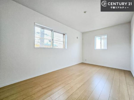 q |oȂ́Aql̂ƂĂSłI
[Xy[X[Ă̂ŎU炩TbƕЕt܂I