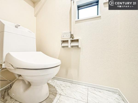 gC 1E2KɃgC܂I̖Zԑт҂ɂ݂łˁBƂ̂gCłꂪ₷łI