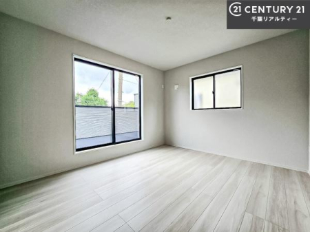 m oRj[ɖʂĂmłB邭肪ACł܂INāAOɏoĔwLт[ċzǂ}邱ƂołˁI