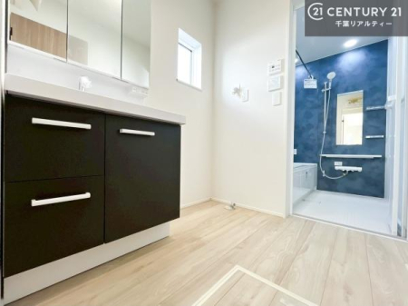 ʑEʏ t̖邢ʎłICɓւłĐɕۂƂł܂IRނ̂łς̎dオǂȂ܂ˁI