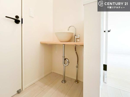 ʑEʏ PKƂQKɐʑ䂪̂ŁA̐gxxGĂĂ荇ɂȂɂI