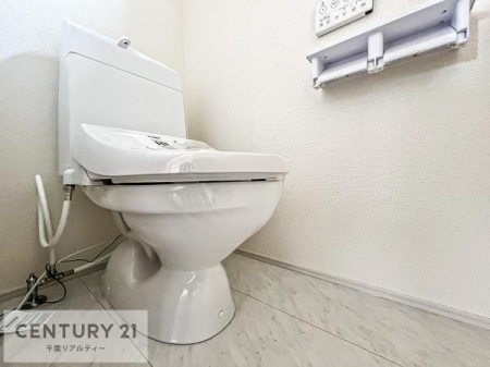 \z}() ydlʐ^z1E2KɃgC܂I̖Zԑт҂ɂ݂łˁBƂ̂gCłꂪ₷łI