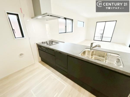 dlʐ^(Lb`j lC̑ΖʎVXeLb`̗pĂ܂IƑ̃R~jP[VRƑ݌vłB
qlɂڂ͂̂ŊłˁB[͂܂Iidlj