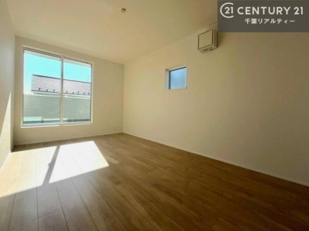 Q DޗḿA̖ڊo߂CǂłˁBԂƉ߂Ƃł܂BDF̃t[OǂȉƋɂ}b`܂I