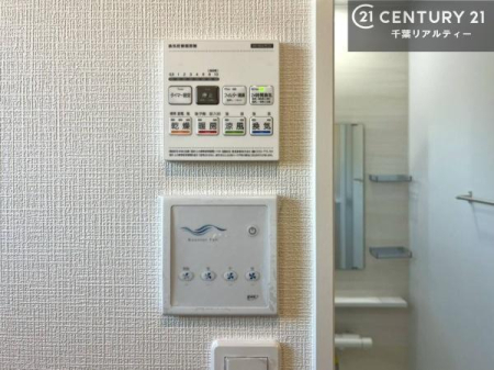 ̑ g[tĂ閣͓IȎdlłI~̓q[gVbN̗\hɂg܂B
J̓ł󕨂̂ŁA󕨂ߍ݂ɂI