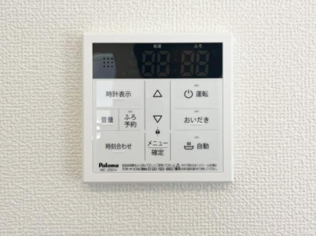 \z}() {^̃XCb`⎩łC̏߁A킴킴ɍsĂꂽp肷KvȂ֗łˁIǂ@\tłIidlj