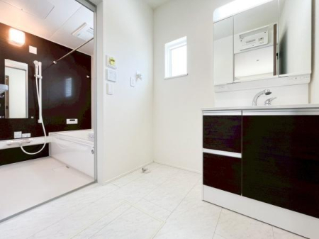 \z}() t̖邢ʎłICɓւłĐɕۂƂł܂IRނ̂łς̎dオǂȂ܂ˁIidlj